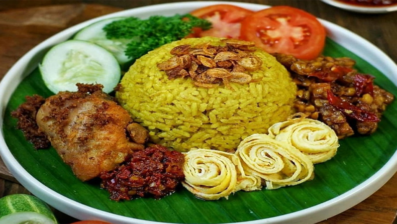 Yellow Rice (Iftar Food)